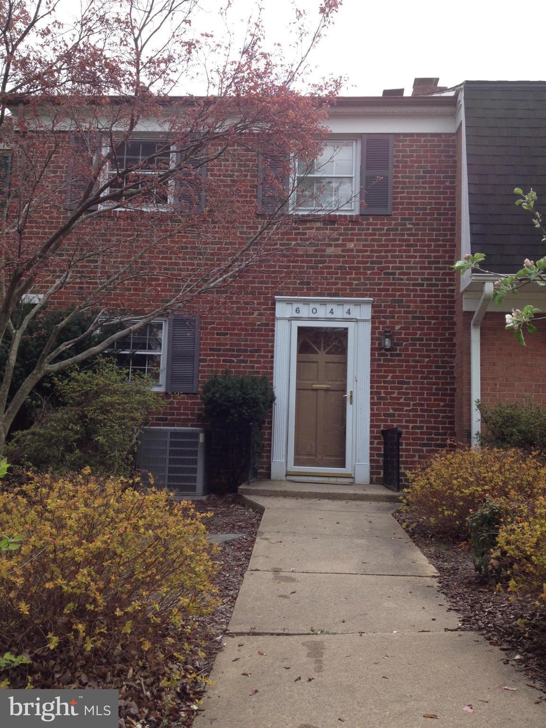 6044 Hardwick Place, Falls Church, VA 22041 - photo 1