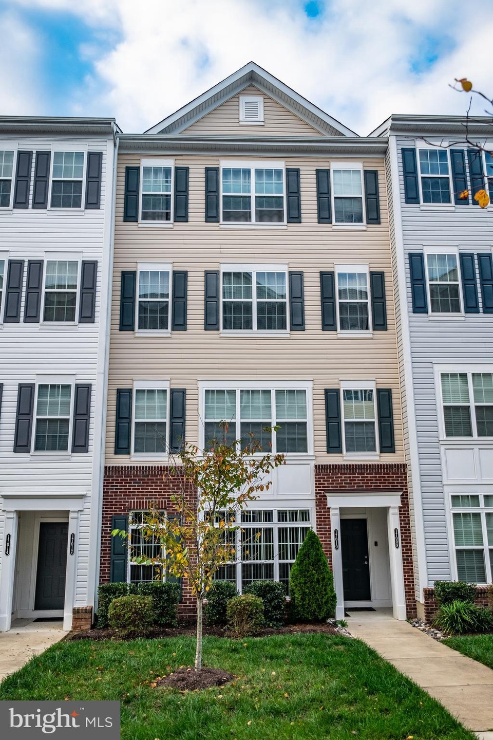 17010 Beveridge Dr, Dumfries, VA 22026 - photo 1