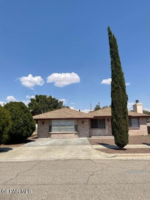 1808 Agua Dulce St, El Paso, TX 79936 - photo 1