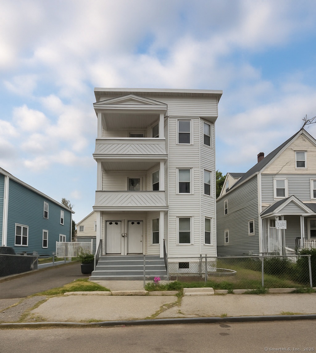 73 Clifford St unit 2, Bridgeport, CT 06607 - photo 1