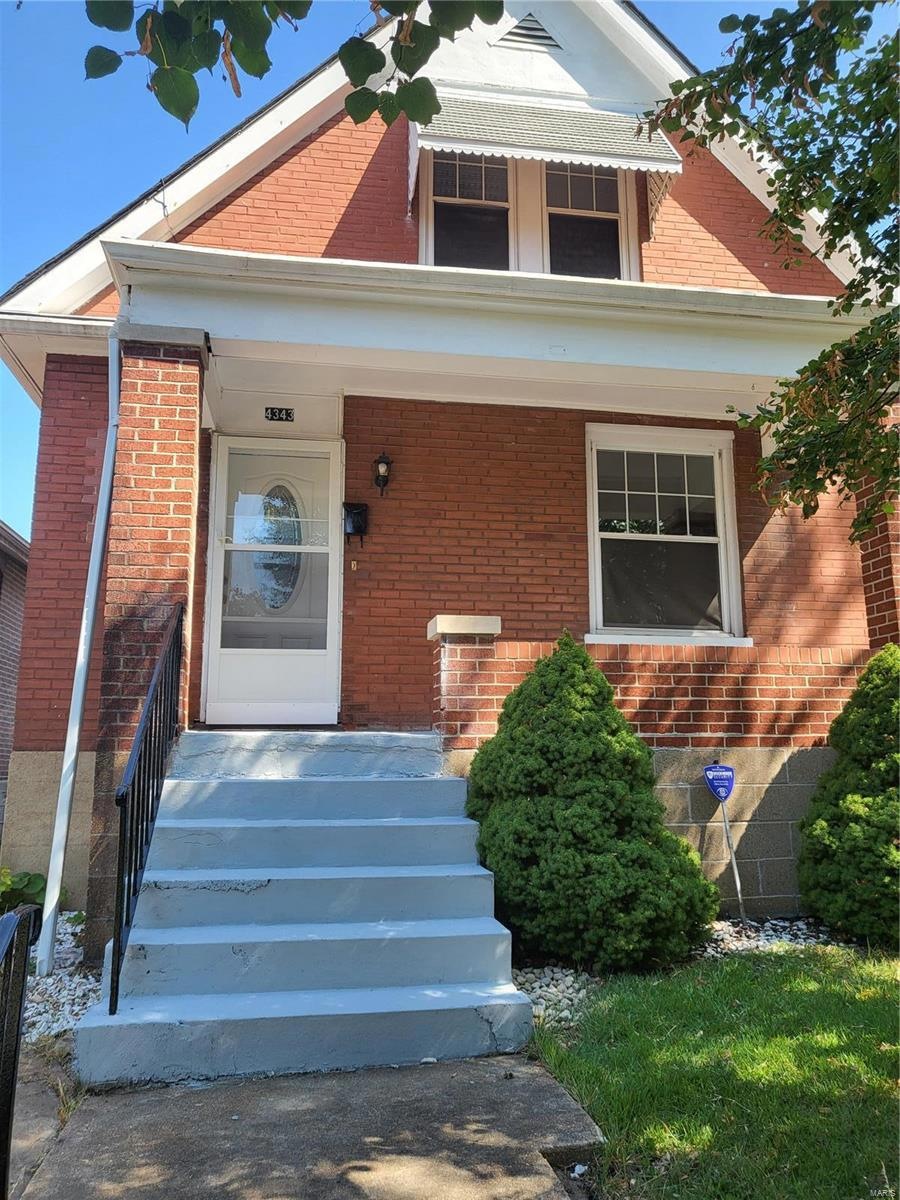 4343 Ellenwood Ave, Saint Louis, MO 63116 | MLS# MAR23055797