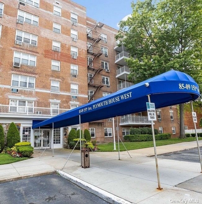 Plymouth House West unit 3Bc, Howard Beach, NY 11414 - photo 1