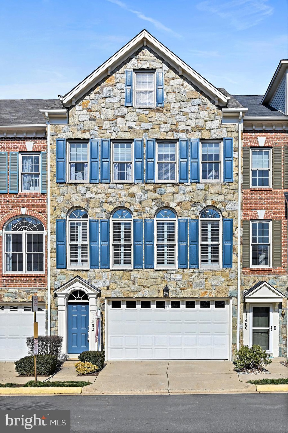 Sold $824,000 • Co-Listing Agent