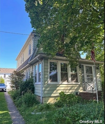 148-29 Laburnum Ave, Flushing, NY 11355 - photo 1