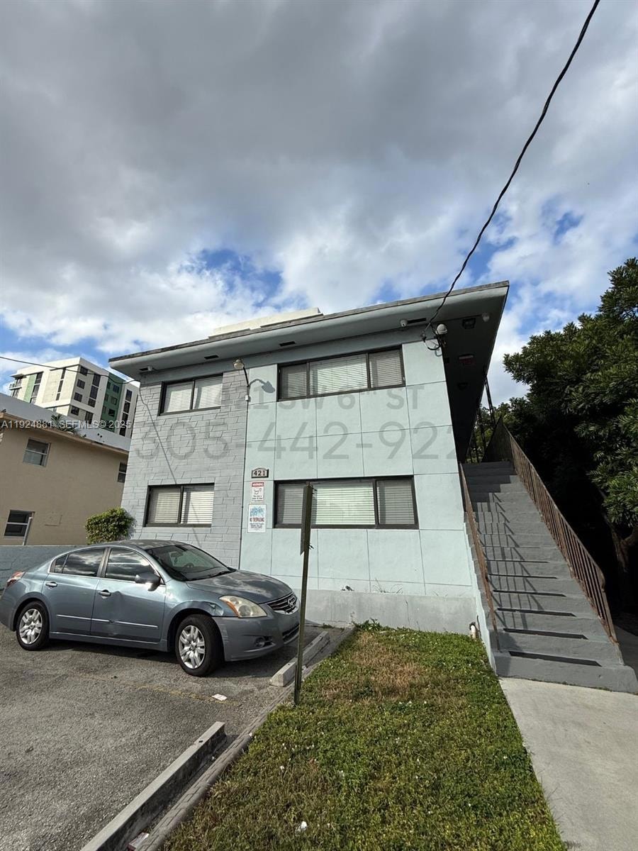 421 SW 6th St unit 4, Miami, FL 33130 - photo 1