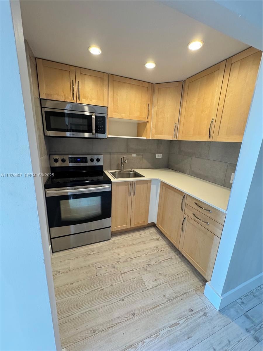 7904 West Dr unit 909, North Bay Village, FL 33141 - photo 1