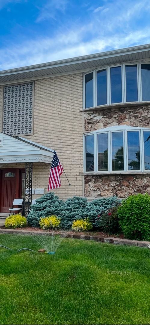 711 N Northwest Hwy unit 2, Park Ridge, IL 60068 - photo 1