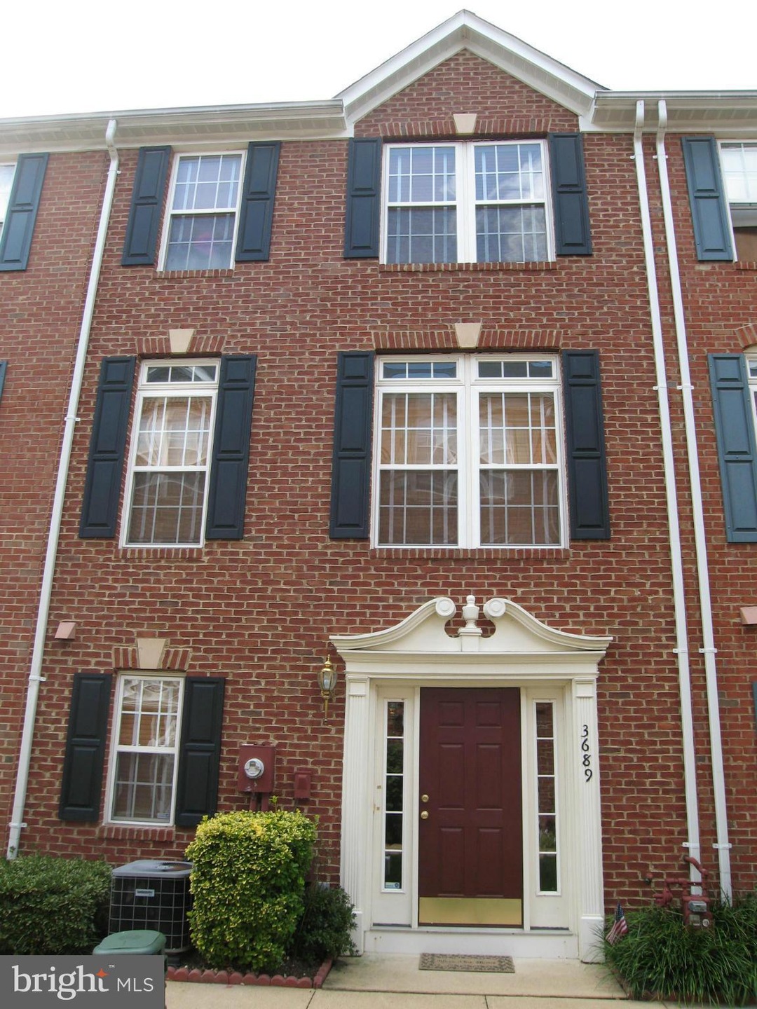 3689 Madison View Ln, Falls Church, VA 22041 - photo 1