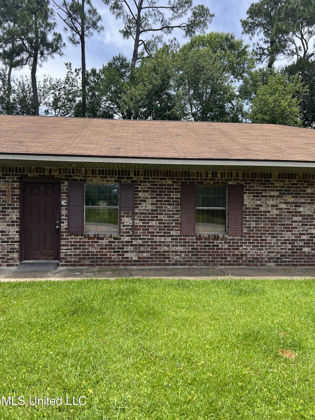 3401 54th C Front