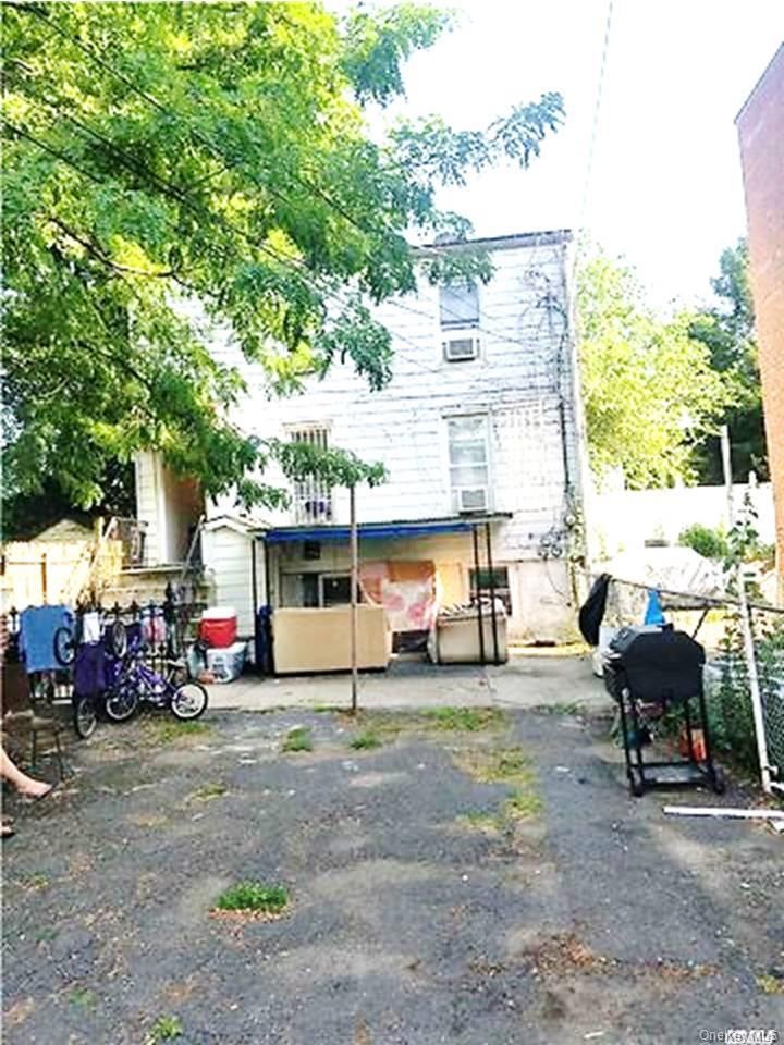 67-30 49th Ave, Flushing, NY 11377 - photo 1