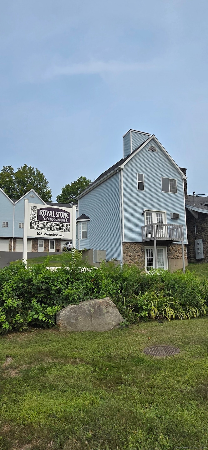 For Rent $2,200/month