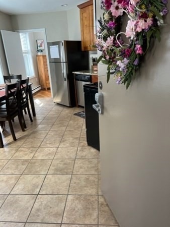 400 Hanover St unit 2A, Boston, MA 02113 - photo 1