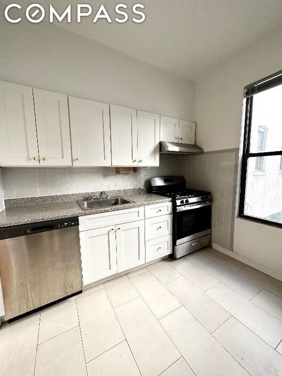 31-42 42nd St unit 1, Long Island City, NY 11103 - photo 1