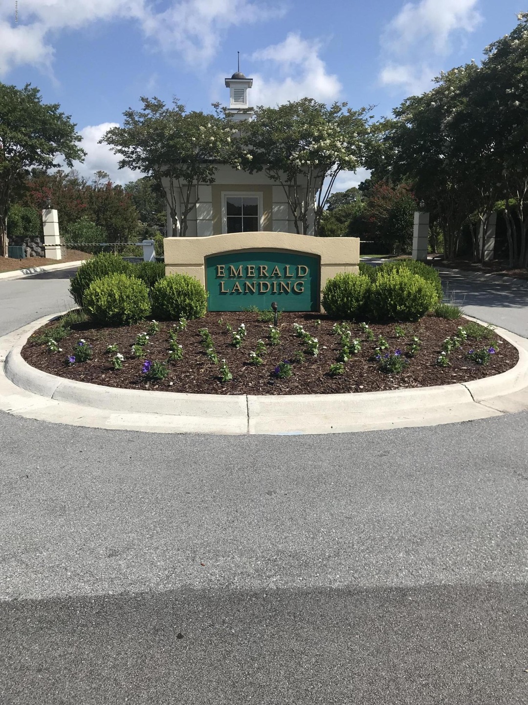 Emerald Landing Entrance