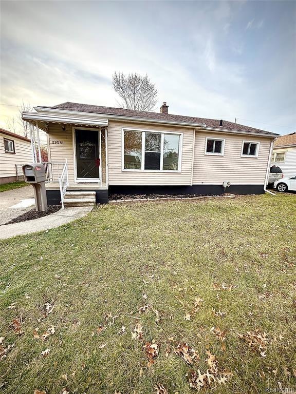 29581 Rosemont St, Roseville, MI 48066 - photo 1
