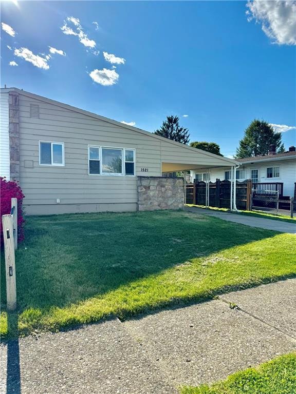 1521 Elayne St, Bethlehem, PA 18017 - photo 1