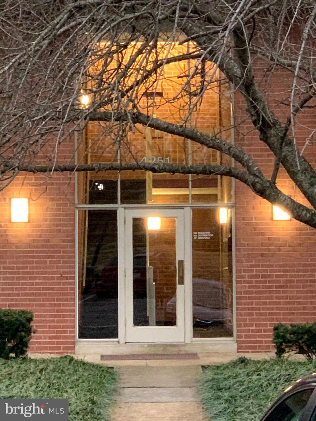 Under Contract $260,000