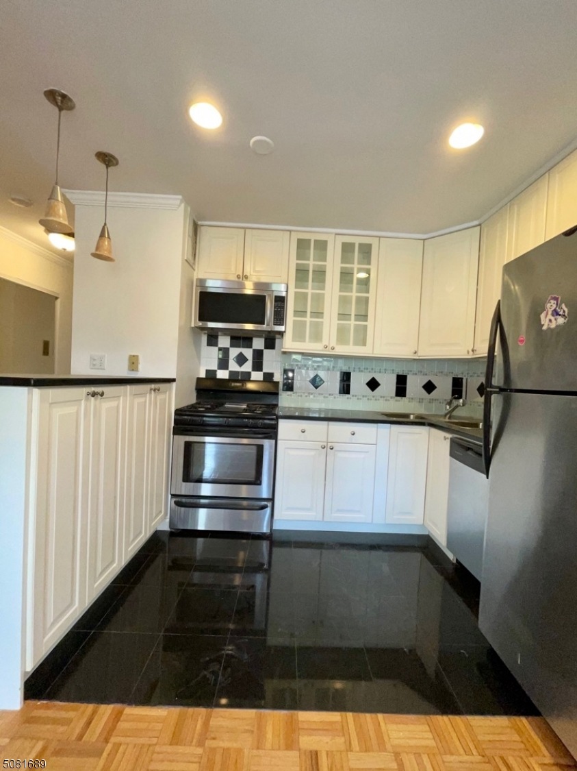 River Plaza unit 2n, Paterson, NJ 07514 - photo 1