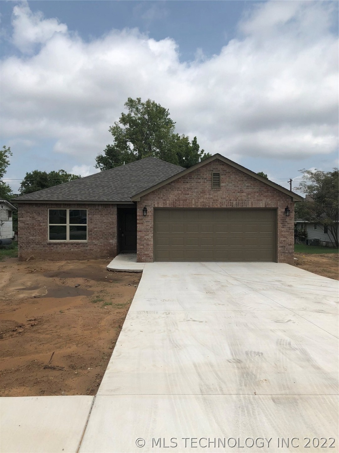 1137 E Mckinley Ave, Sapulpa, OK 74066 - photo 1