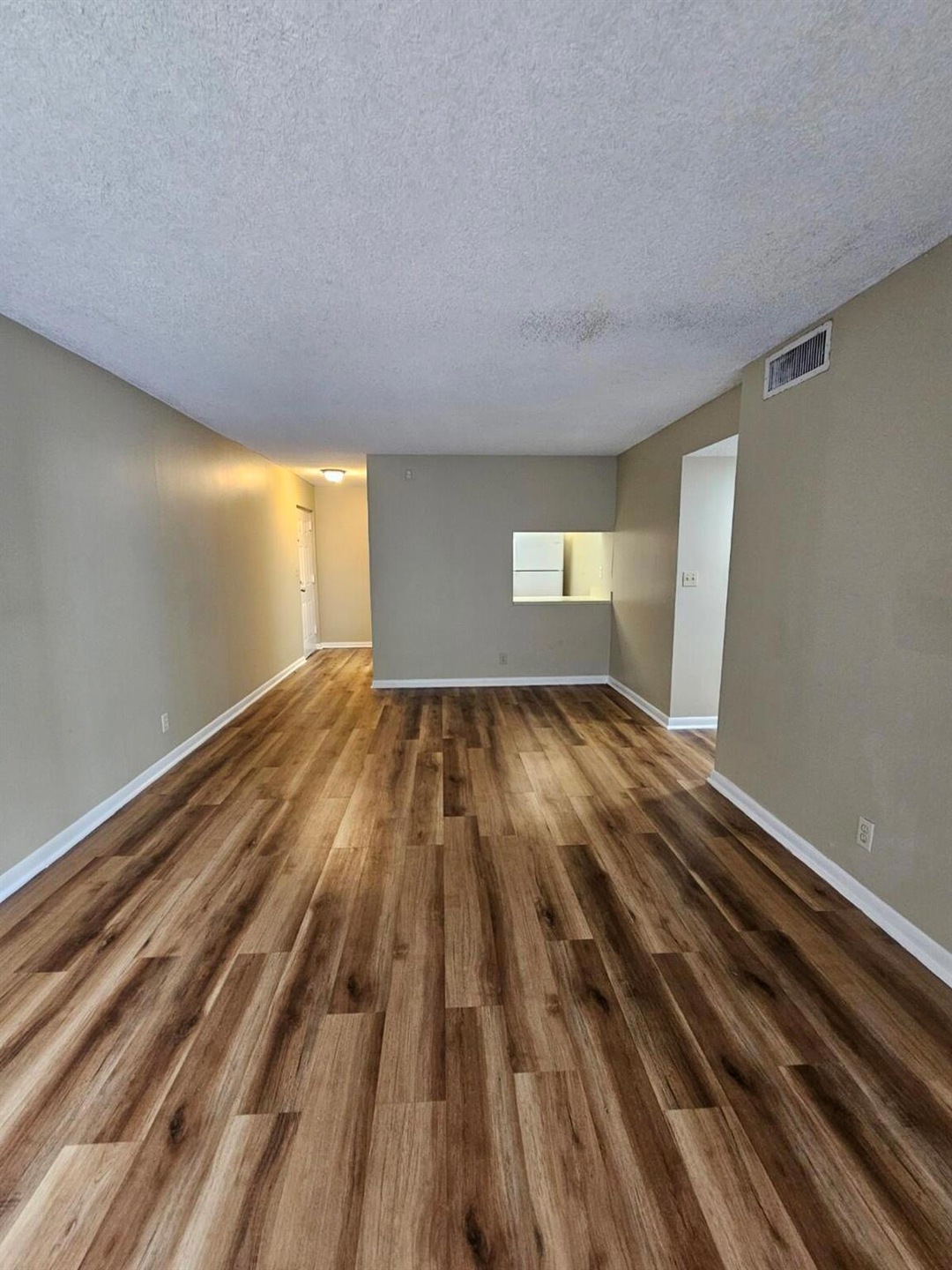 Presidential Golfview unit 2050, West Palm Beach, FL 33401 - photo 1