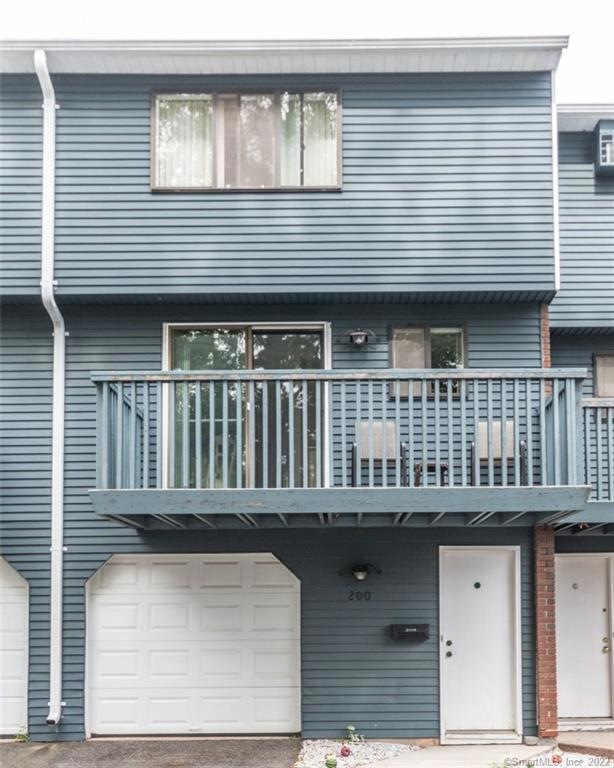 200 Churchill Dr, Newington, CT 06111 - photo 1