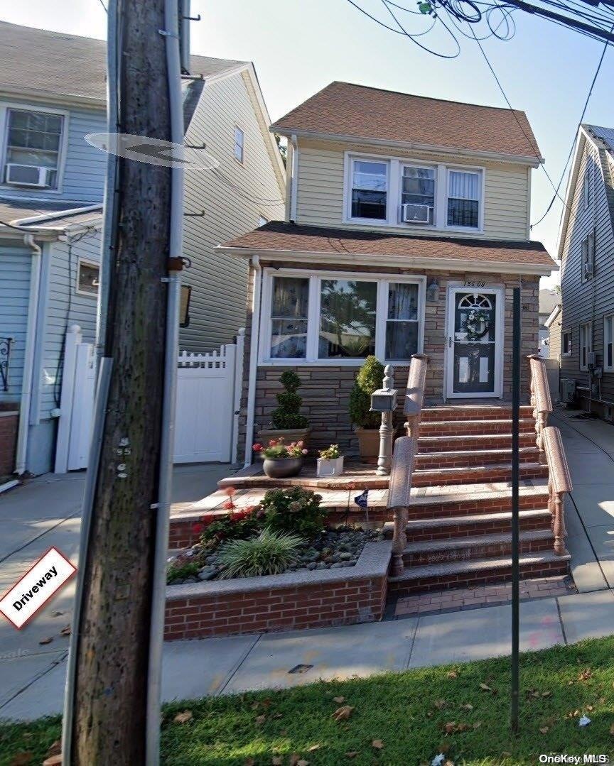 156-08 59th Ave, Flushing, NY 11355 - photo 1