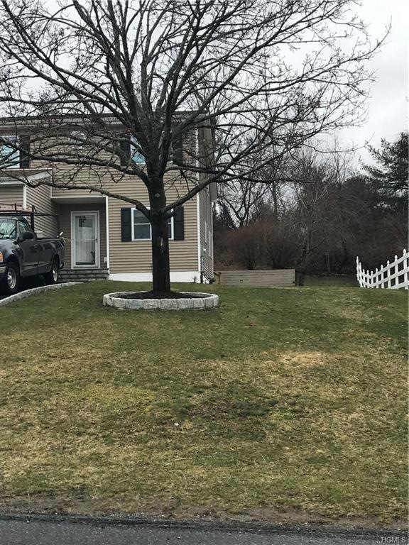 6 Fieldstone Blvd, Wappingers Falls, NY 12590 - photo 1