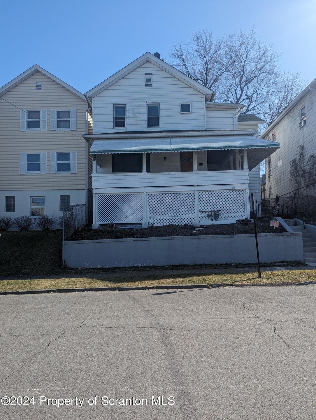 317 S Irving Ave unit 1, Scranton, PA 18505 - photo 1