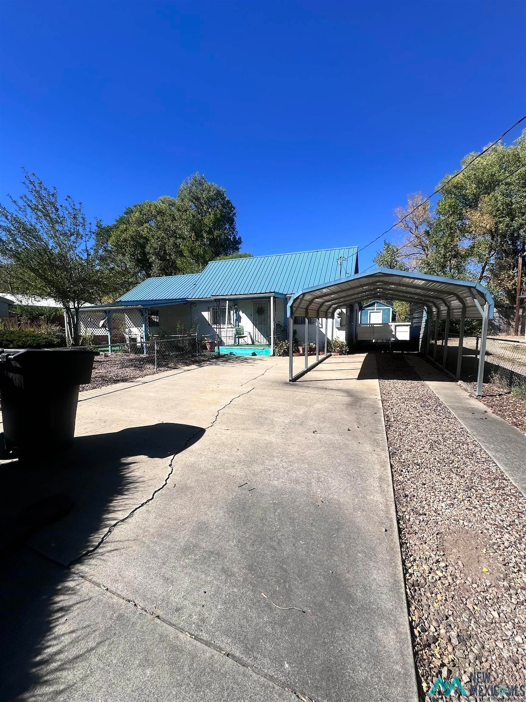 122 Delgado St, Las Vegas, NM 87701 - photo 1