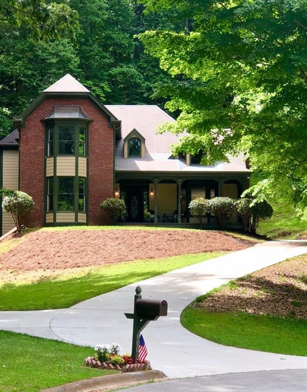 Custom built and designed by Architect/Builder/own