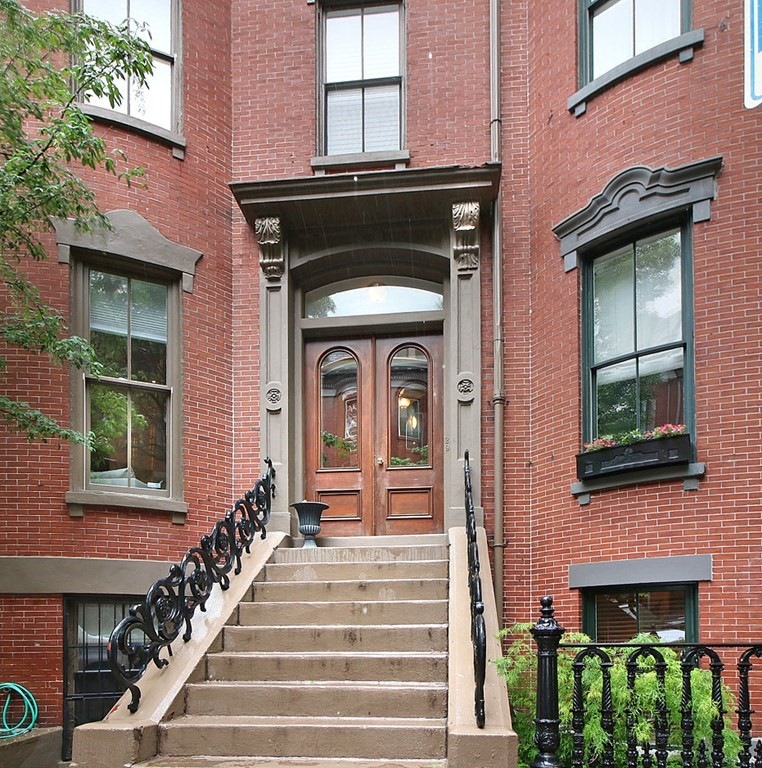 29 Upton St unit 2, Boston, MA 02118 - photo 1