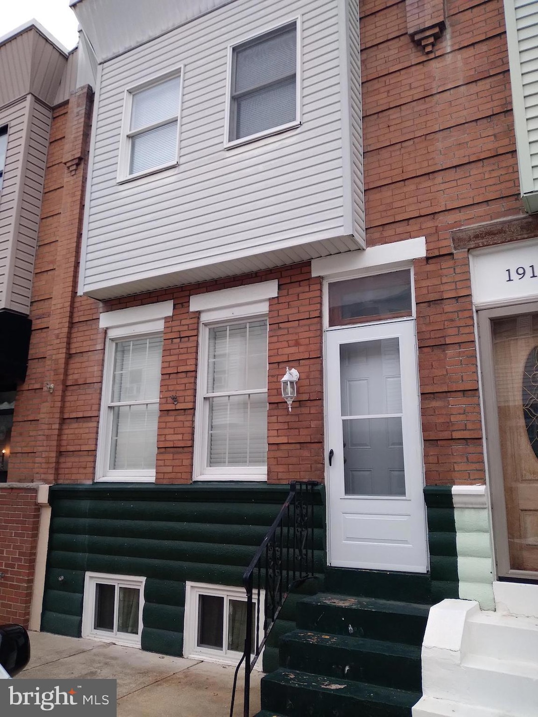 1915 S Galloway St, Philadelphia, PA 19148 - photo 1
