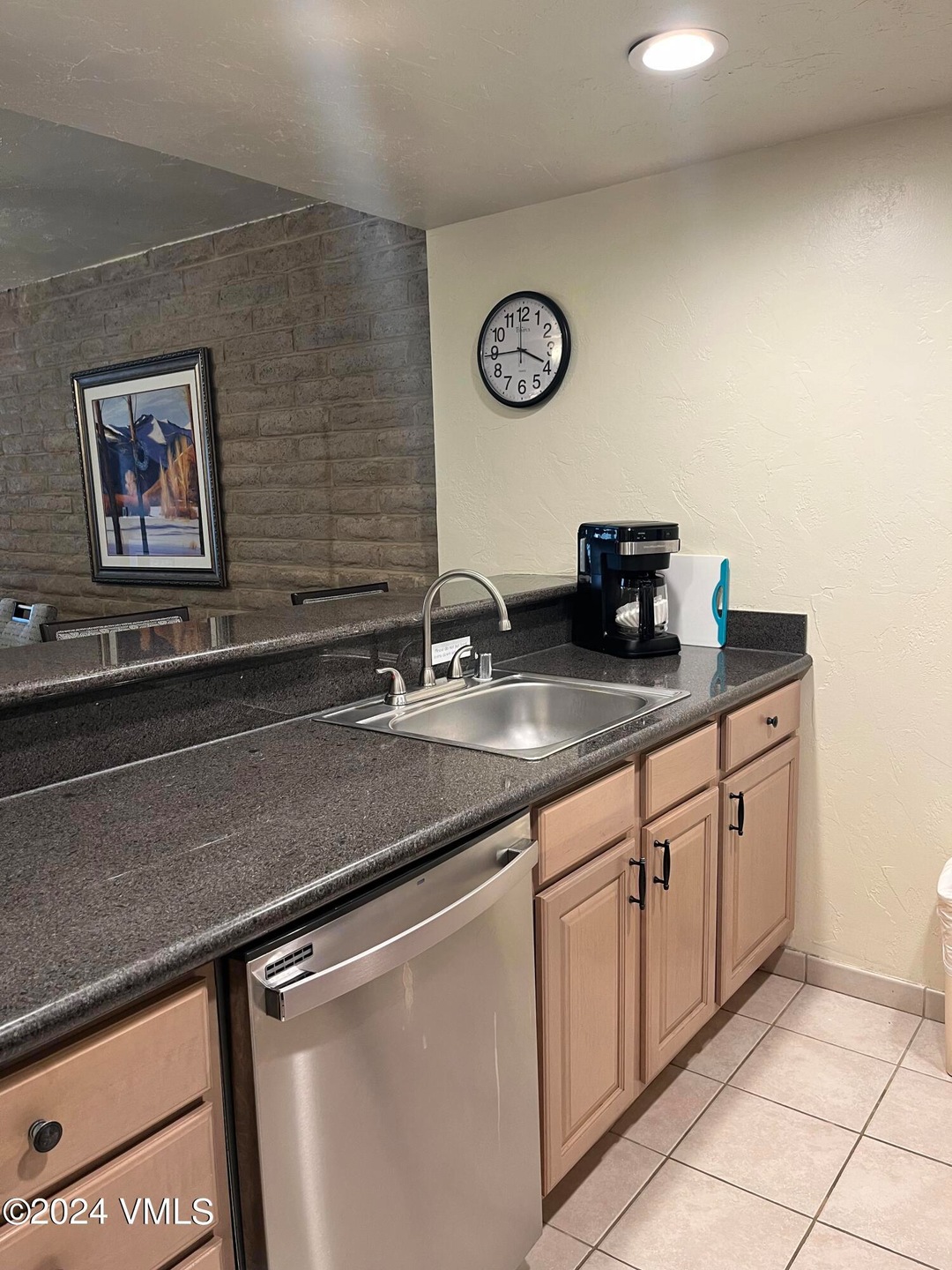 2304 kitchen 1