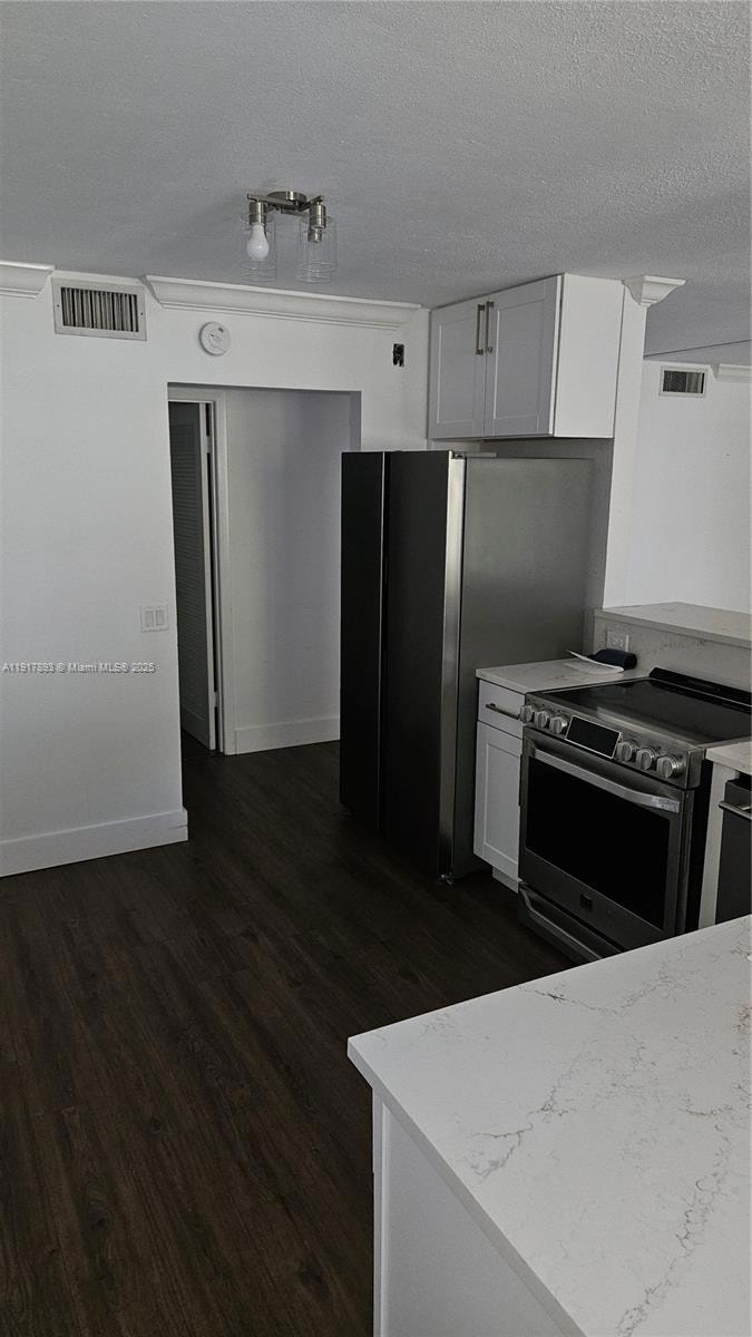 105 Lake Emerald Dr unit 311, Oakland Park, FL 33309 - photo 1