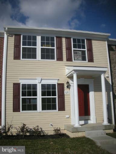 121 Carnegie Links Dr, Martinsburg, WV 25405 - photo 1