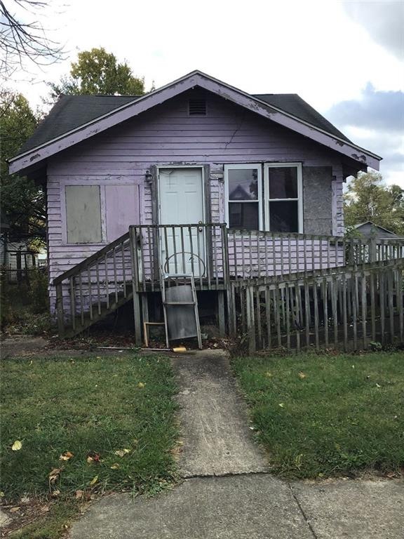 1305 E 27th St, Anderson, IN 46016 - photo 1