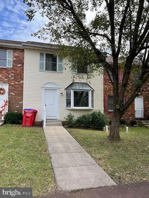 516 Hemsing Cir, Souderton, PA 18964 - photo 1