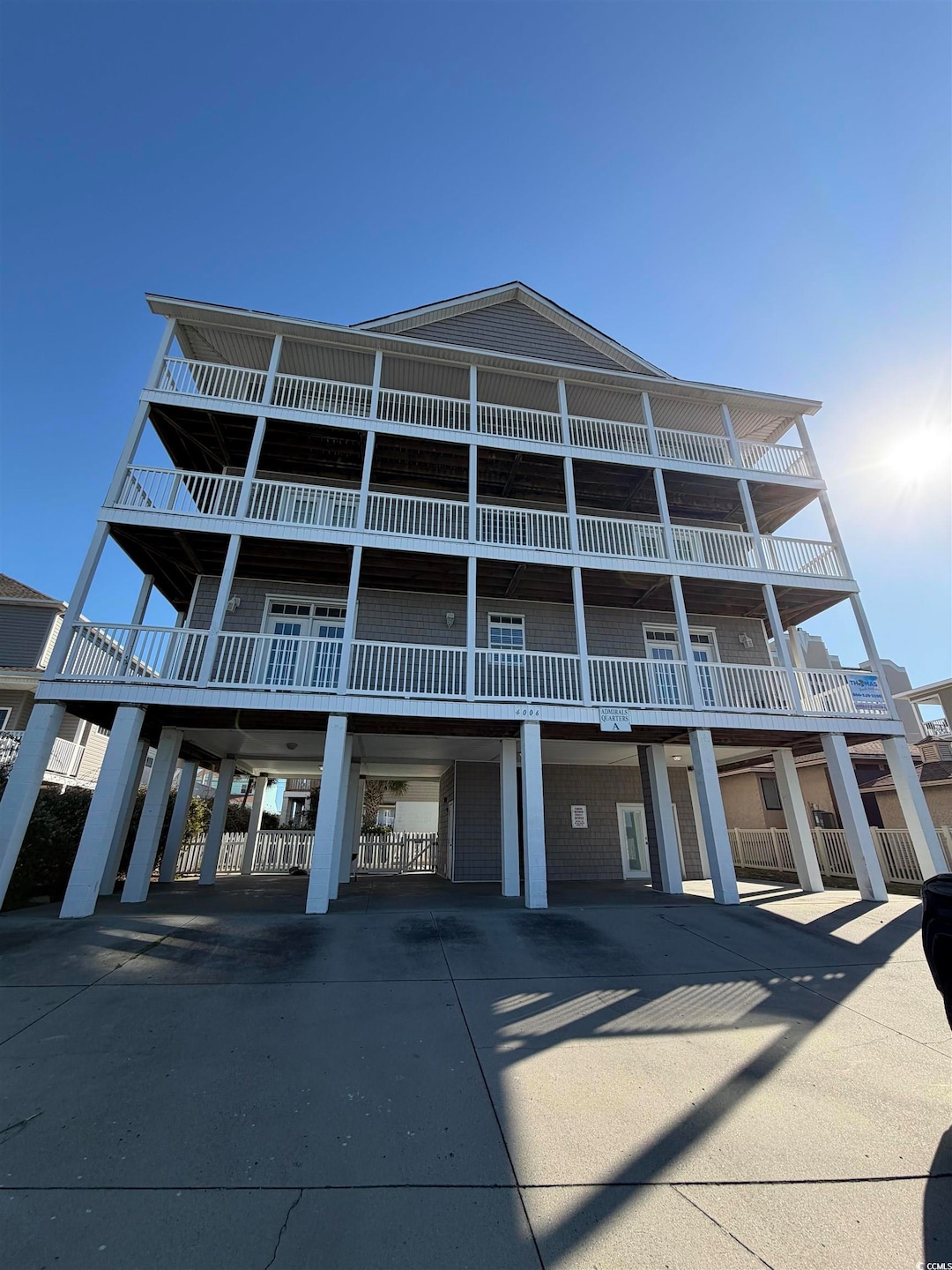 Sold $1,643,000 • Co-Listing Agent