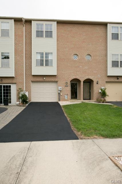 3479 Limestone Dr, Whitehall, PA 18052 - photo 1