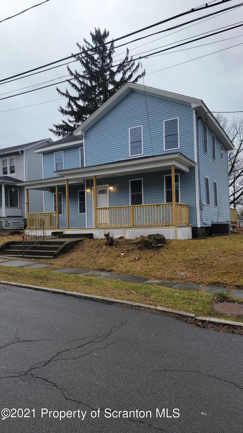 2000 Electric St unit 2002, Dunmore, PA 18512 - photo 1