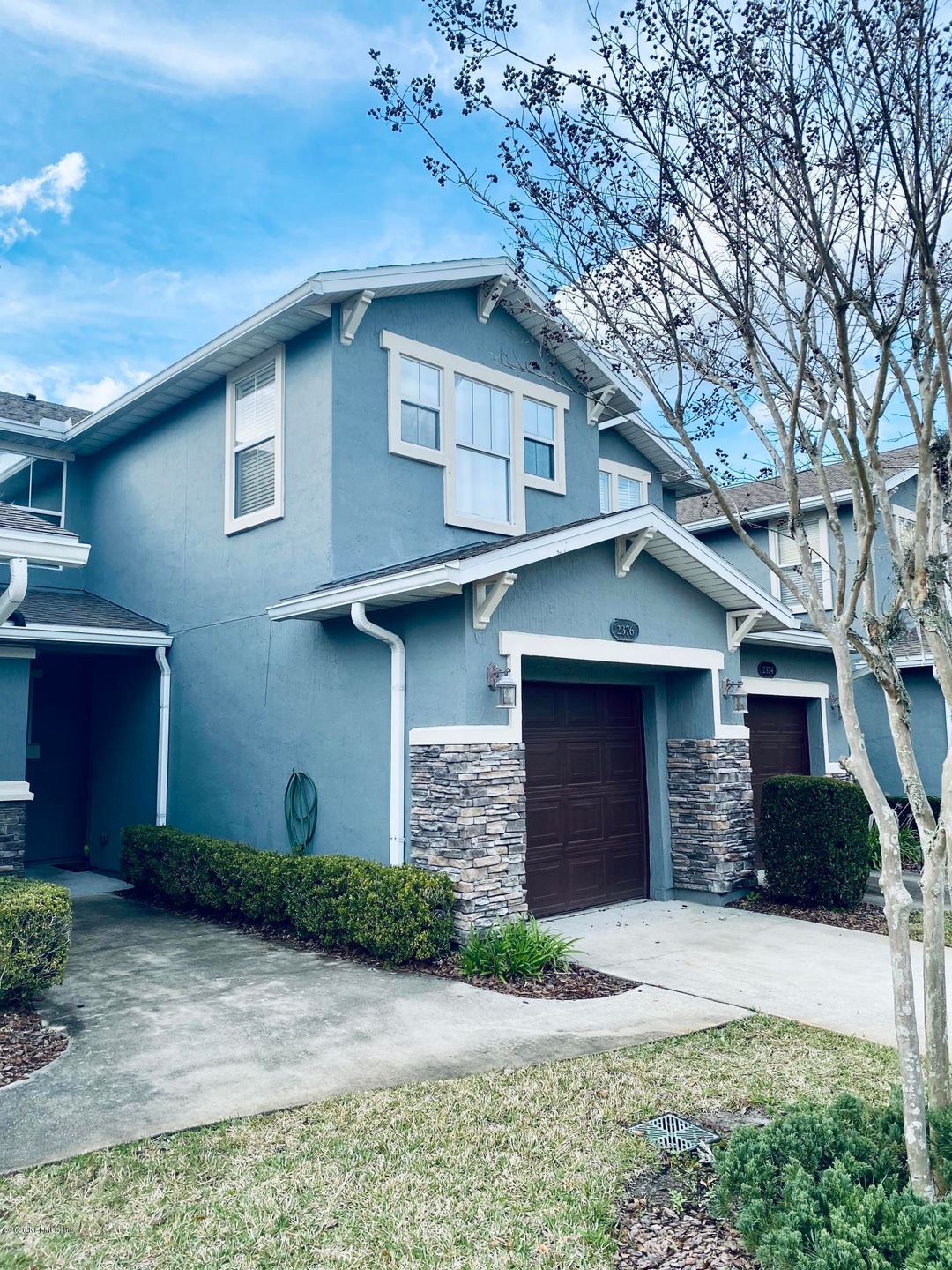 2376 Red Moon Dr, Jacksonville, FL 32216 - photo 1