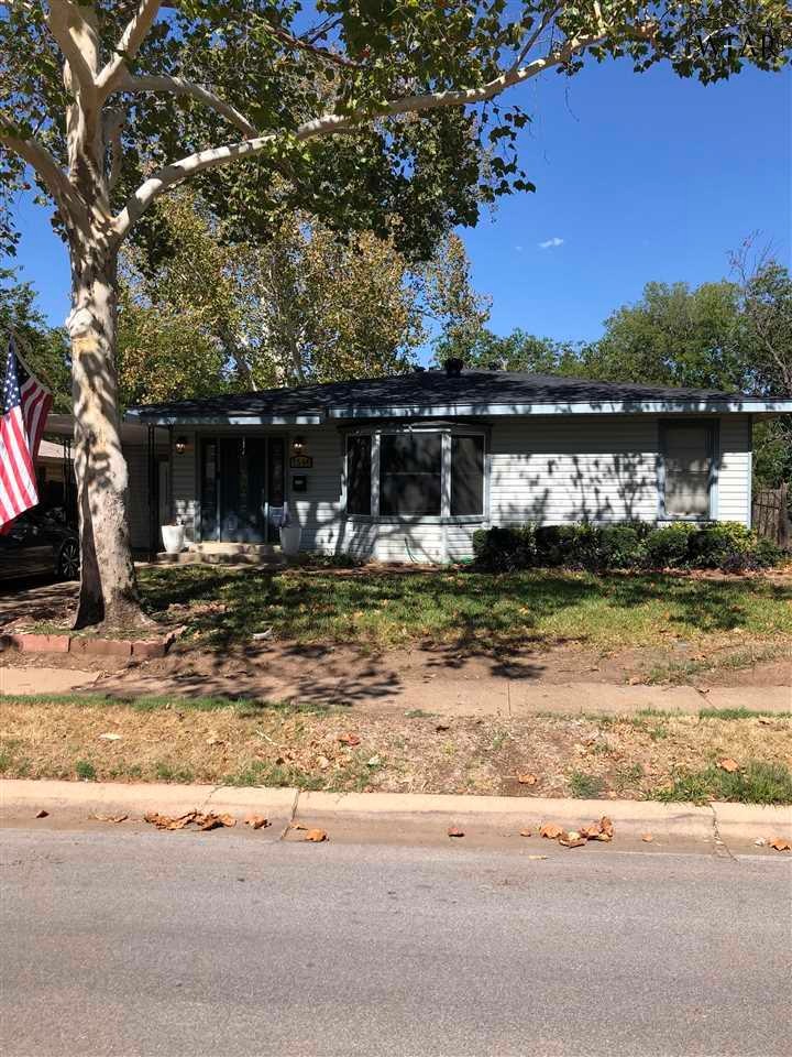 1546 Cynthia Ln, Wichita Falls, TX 76302 - photo 1