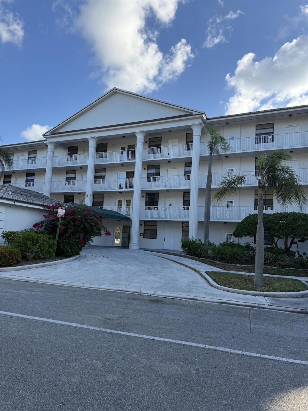 For Sale $255,000 • Co-Listing Agent