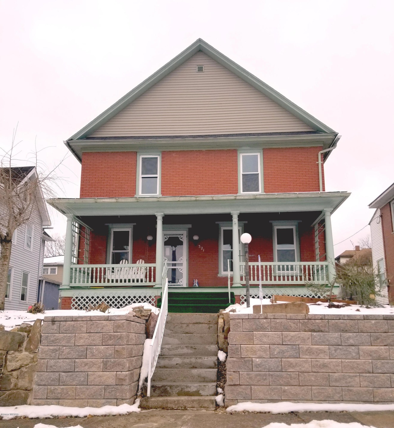 321 S Highland St, Lock Haven, PA 17745 - photo 1