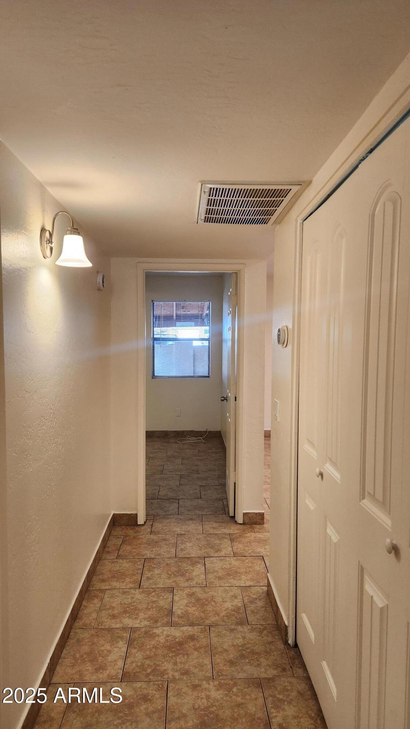 3119 N 38th St unit 10, Phoenix, AZ 85018 - photo 1