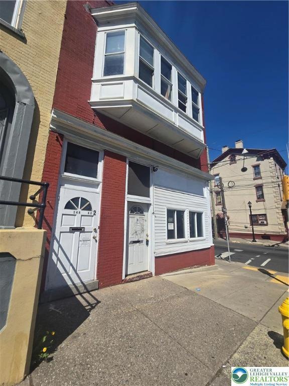 348 N 6th St unit 4R, Allentown, PA 18102 - photo 1