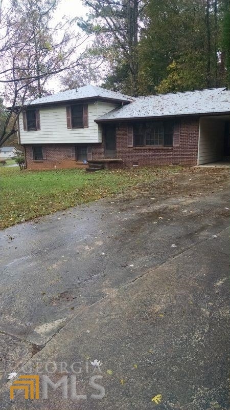 6898 Stratton Cir, Morrow, GA 30260 - photo 1