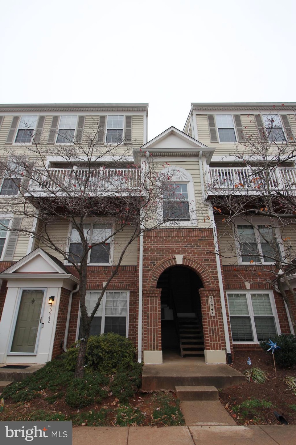 46944 Courtyard Square unit 300, Sterling, VA 20164 - photo 1
