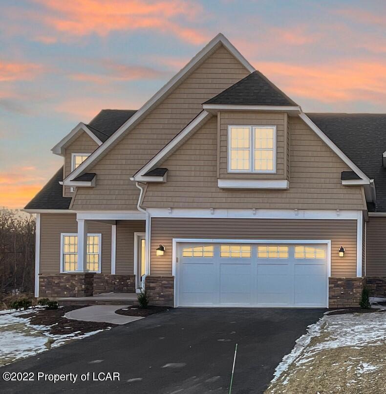 24 Berkeley St, Jenkins Township, PA 18640 - photo 1