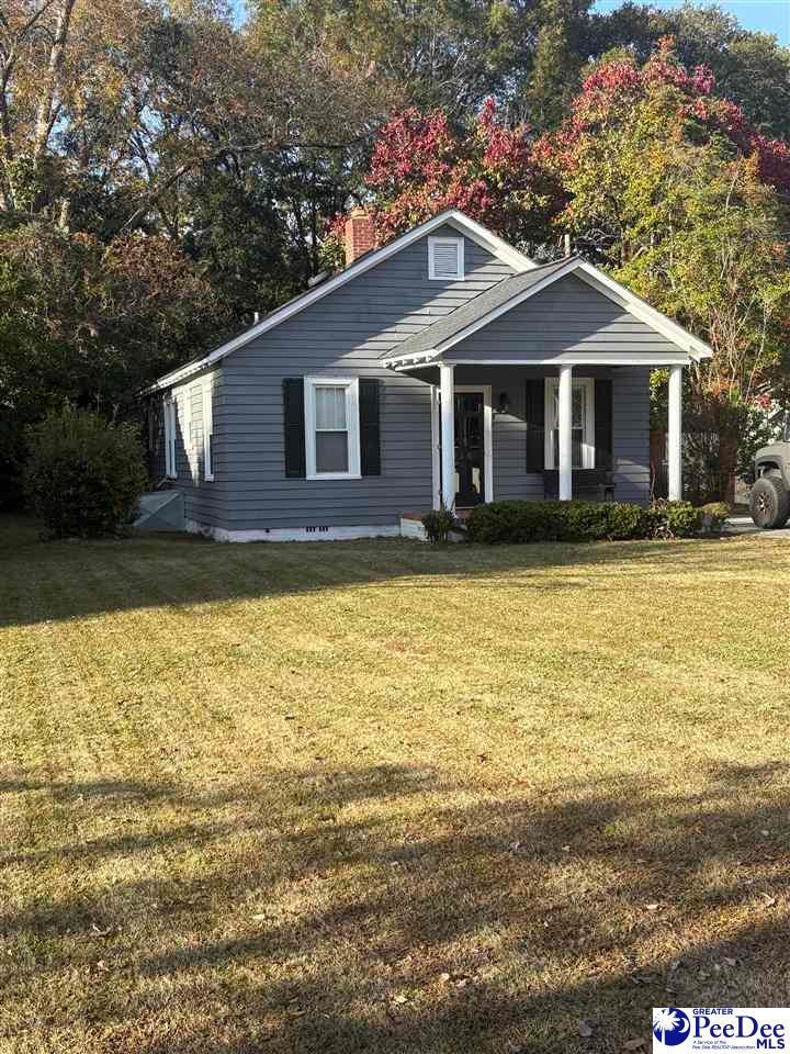 626 W College Ave, Hartsville, SC 29550 - photo 1